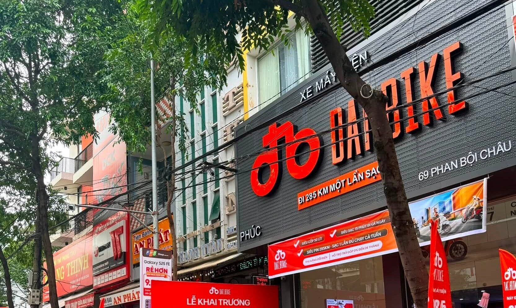 Quang cao Skyled bang hieu lam ton duc lo xe may dien Datbike 23 e1789627861157