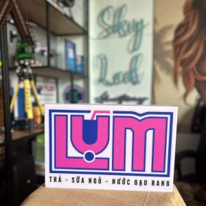 Hộp đèn trà sữa mica đèn led dán decal 1 Skyled hop den 2